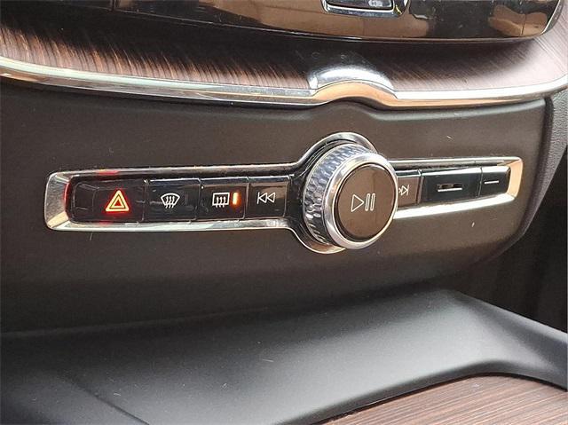used 2021 Volvo XC60 car, priced at $33,991