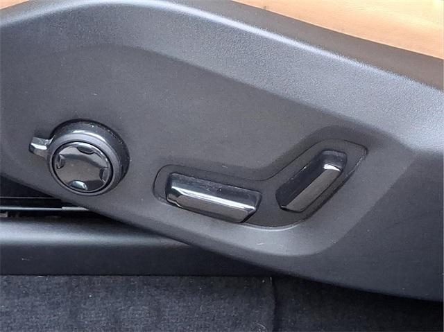 used 2021 Volvo XC60 car, priced at $33,991