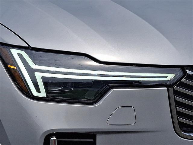 new 2025 Volvo XC90 car, priced at $65,195