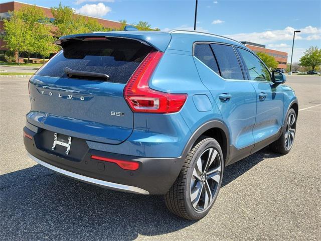 new 2024 Volvo XC40 car, priced at $52,410