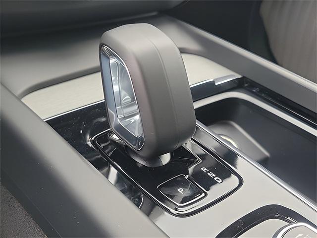 new 2025 Volvo XC60 Plug-In Hybrid car, priced at $66,260