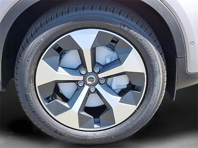 new 2026 Volvo XC40 car