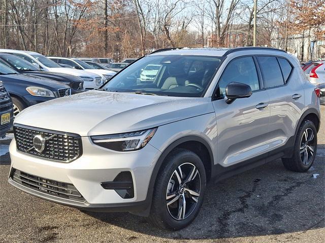 used 2024 Volvo XC40 car, priced at $32,991