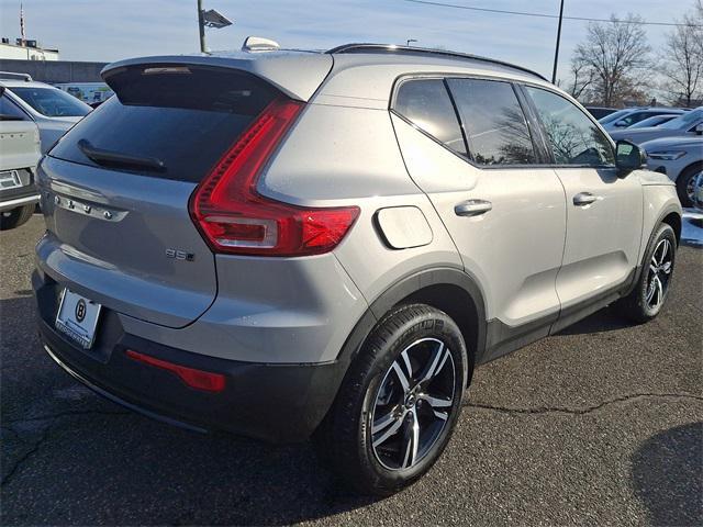 used 2024 Volvo XC40 car, priced at $32,991