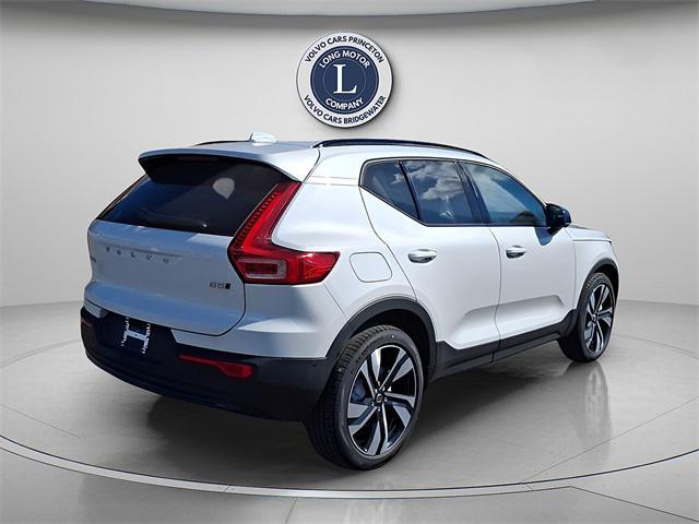 new 2025 Volvo XC40 car, priced at $49,790