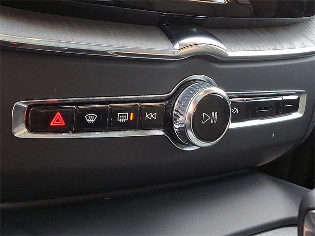 used 2025 Volvo XC60 car, priced at $40,991