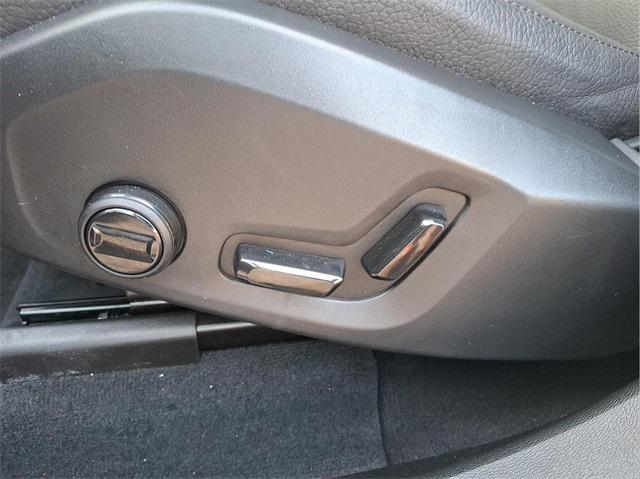 used 2025 Volvo XC60 car, priced at $40,991