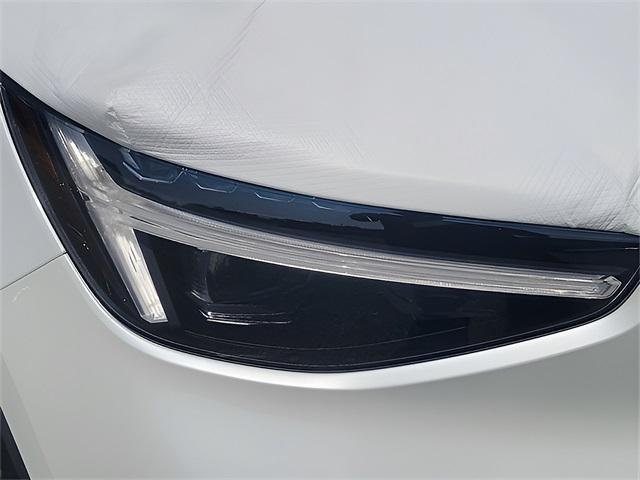 new 2025 Volvo XC40 car, priced at $48,315