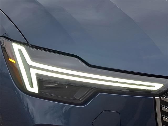 new 2025 Volvo XC90 car, priced at $69,155