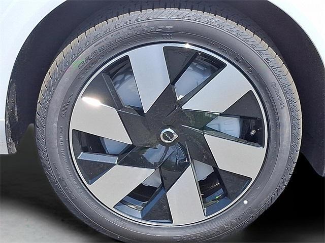 new 2025 Volvo XC60 Plug-In Hybrid car, priced at $67,055