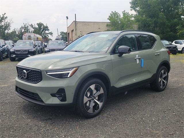 new 2025 Volvo XC40 car, priced at $48,315