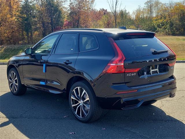 new 2025 Volvo XC60 car, priced at $55,335