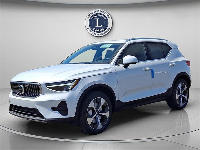 new 2025 Volvo XC40 car, priced at $46,485