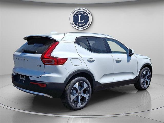 new 2025 Volvo XC40 car, priced at $46,485
