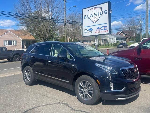 used 2021 Cadillac XT5 car, priced at $33,434