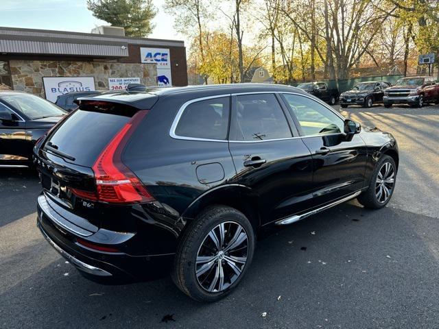 used 2022 Volvo XC60 car, priced at $33,999