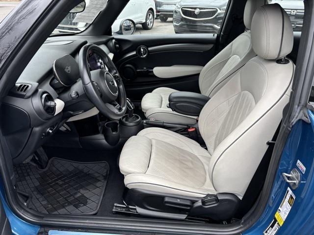 used 2022 MINI Hardtop car, priced at $23,630
