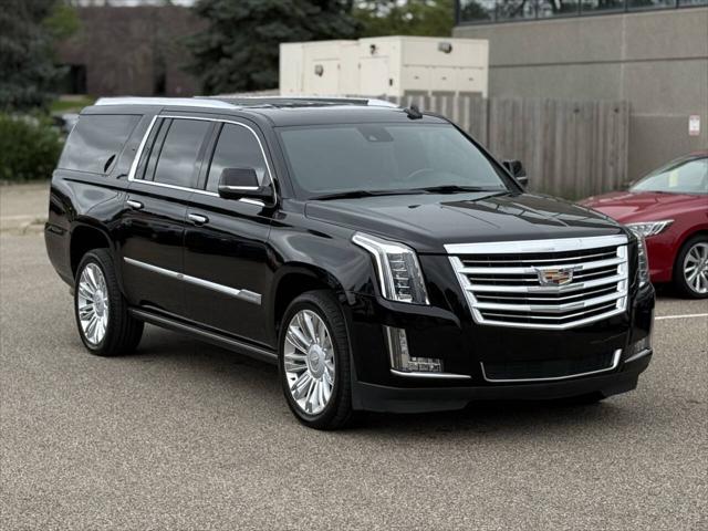 used 2020 Cadillac Escalade ESV car, priced at $39,497