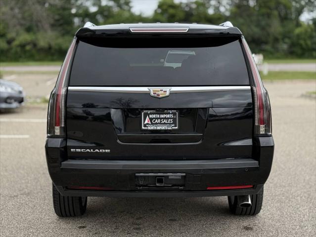 used 2020 Cadillac Escalade ESV car, priced at $39,497