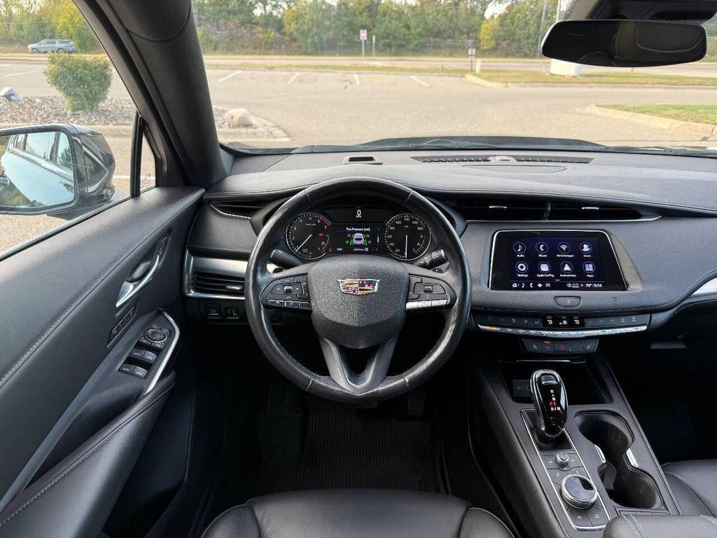 used 2021 Cadillac XT4 car, priced at $19,997