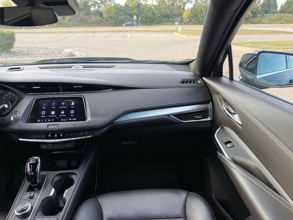 used 2021 Cadillac XT4 car, priced at $19,997