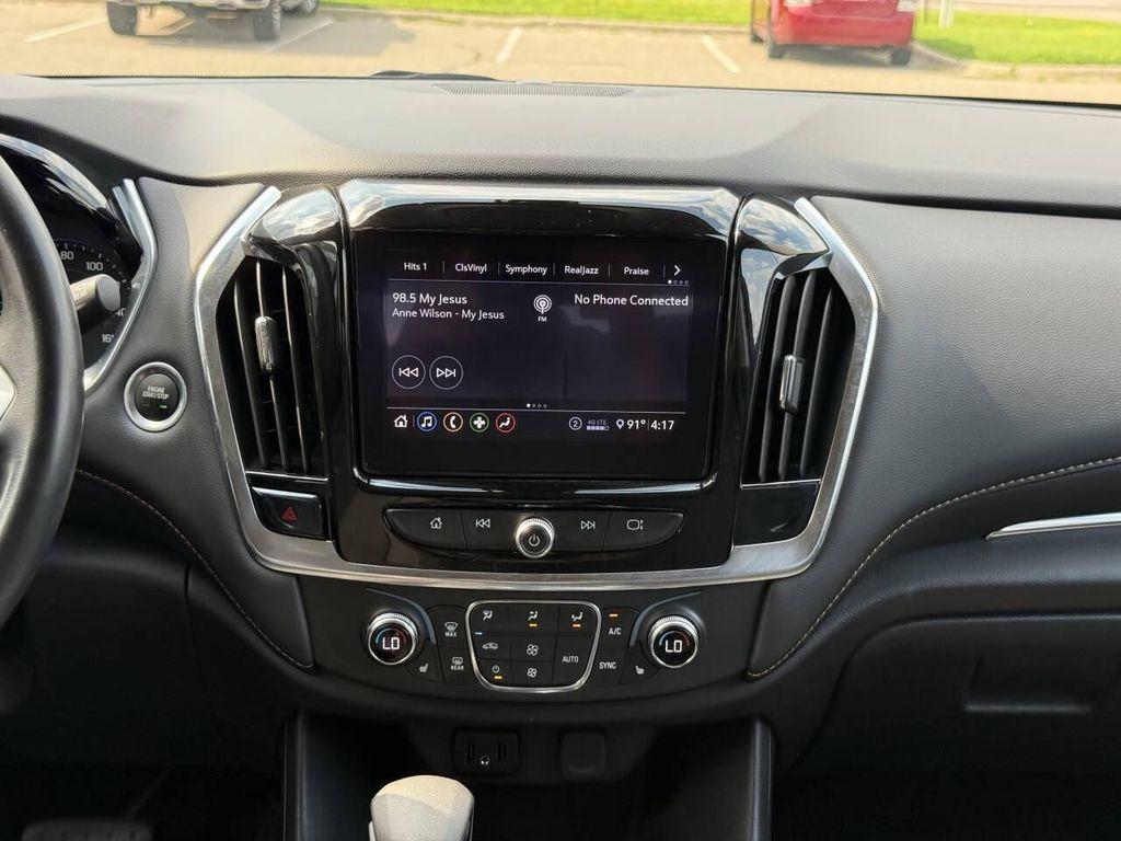 used 2021 Chevrolet Traverse car, priced at $19,997