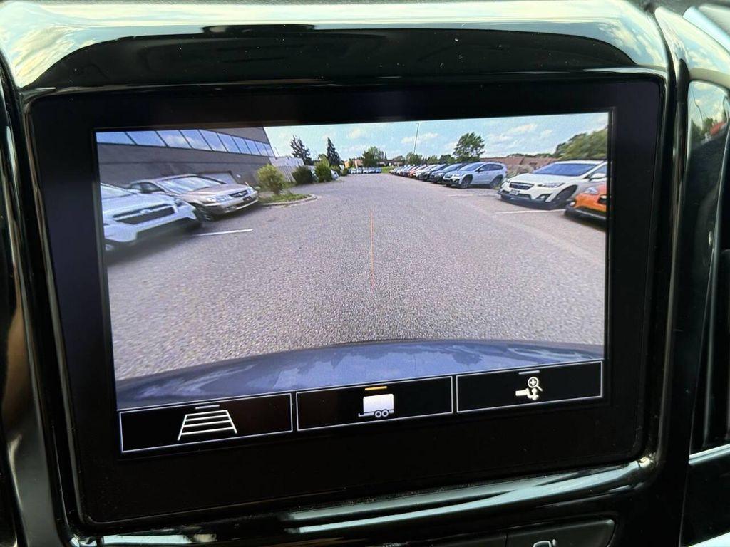 used 2021 Chevrolet Traverse car, priced at $19,997