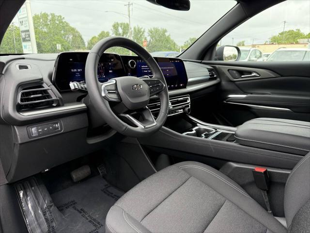 used 2024 Chevrolet Traverse car, priced at $34,497
