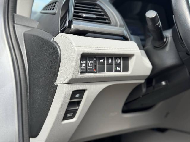 used 2023 Honda Odyssey car, priced at $30,997