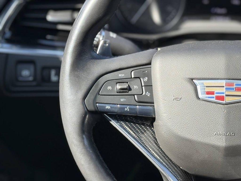 used 2020 Cadillac XT6 car, priced at $19,997