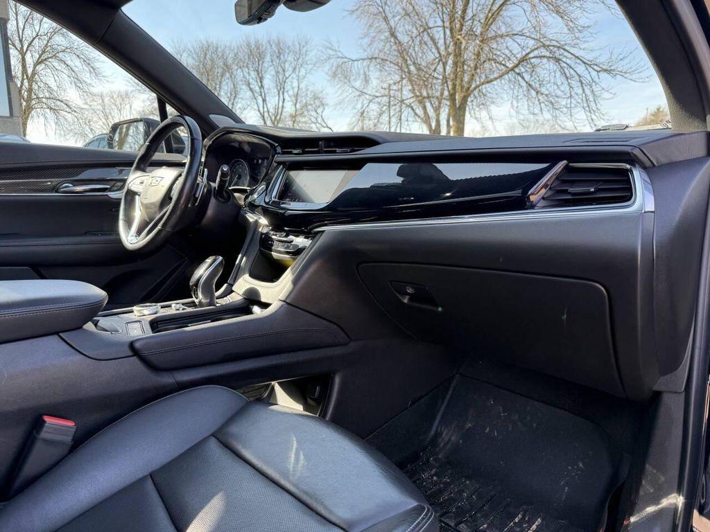 used 2020 Cadillac XT6 car, priced at $19,997