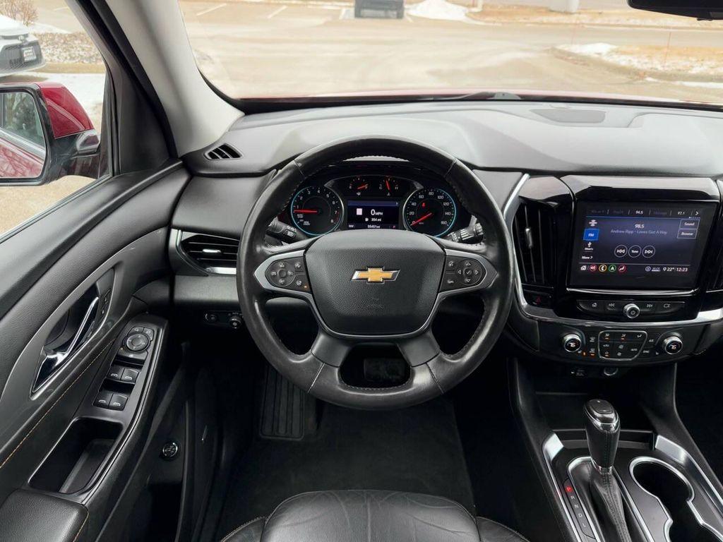 used 2020 Chevrolet Traverse car, priced at $21,497