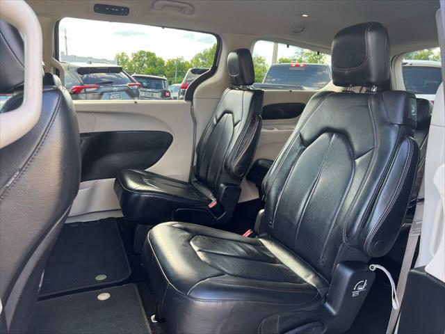 used 2019 Chrysler Pacifica car, priced at $16,486