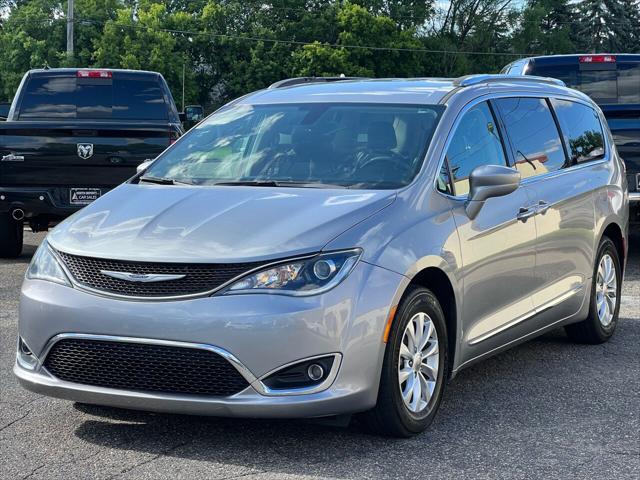 used 2019 Chrysler Pacifica car, priced at $16,486