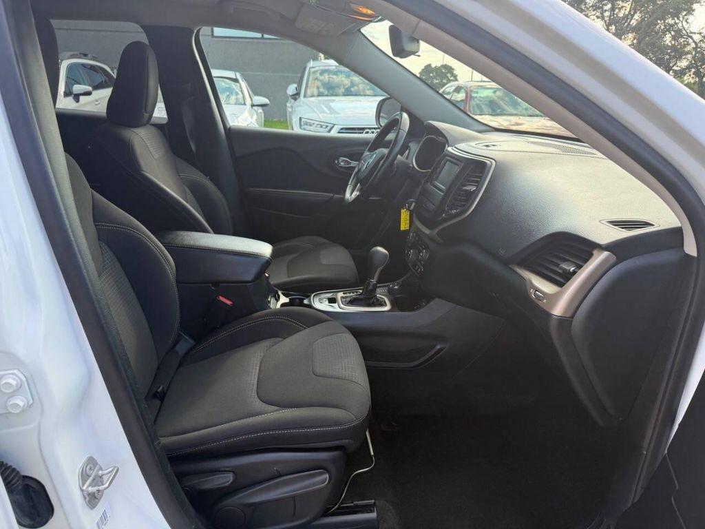 used 2015 Jeep Cherokee car, priced at $9,997