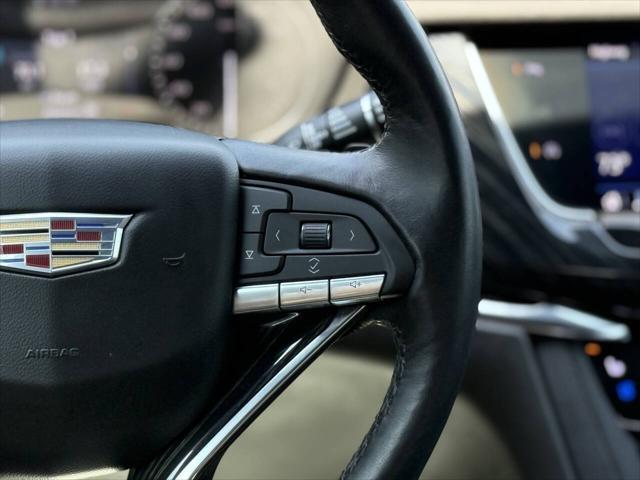 used 2022 Cadillac XT6 car, priced at $28,997