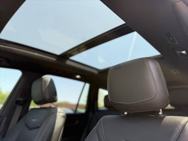 used 2022 Cadillac XT6 car, priced at $28,997