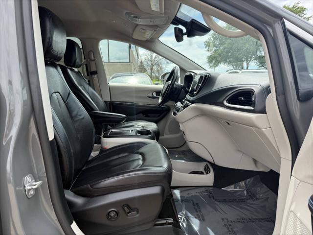 used 2021 Chrysler Pacifica Hybrid car, priced at $18,997