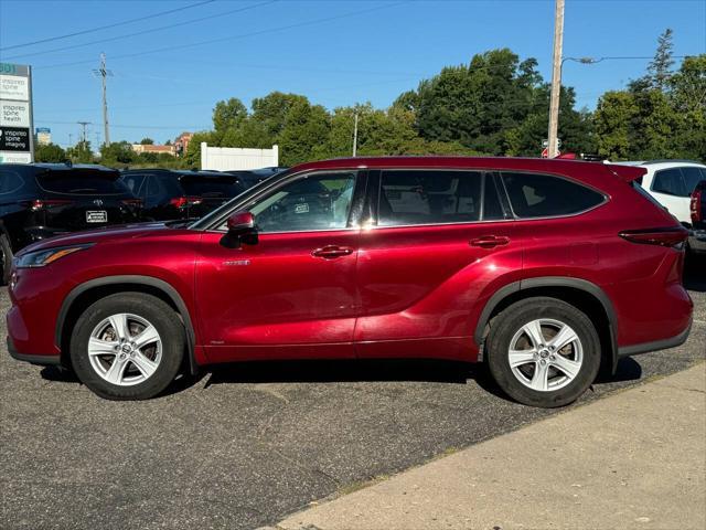 used 2020 Toyota Highlander Hybrid car, priced at $31,497