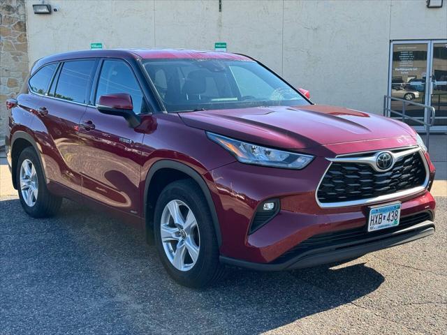 used 2020 Toyota Highlander Hybrid car, priced at $31,497