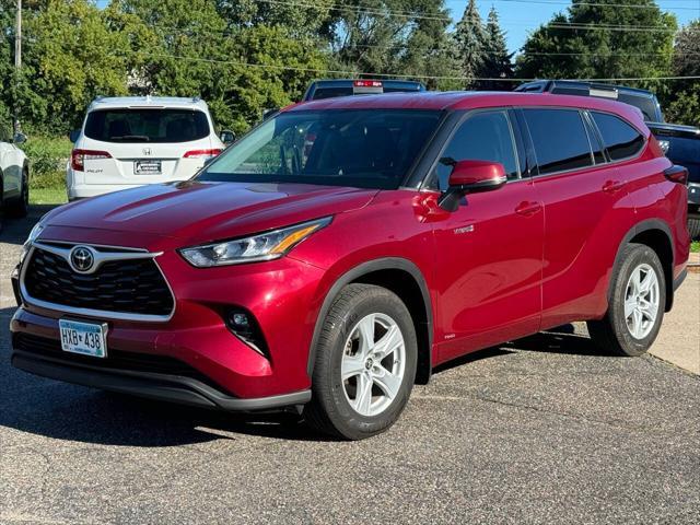 used 2020 Toyota Highlander Hybrid car, priced at $31,497