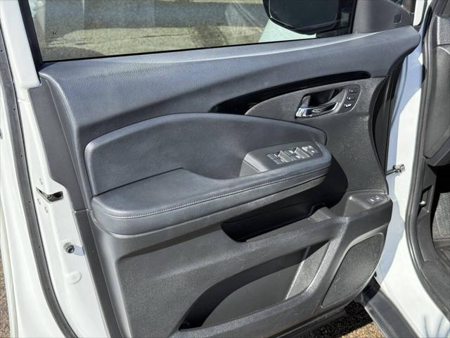used 2021 Honda Passport car, priced at $23,997