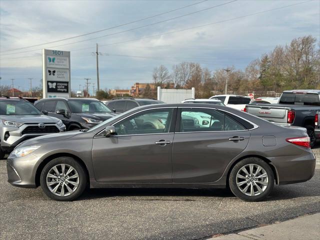 used 2017 Toyota Camry Hybrid car, priced at $15,437