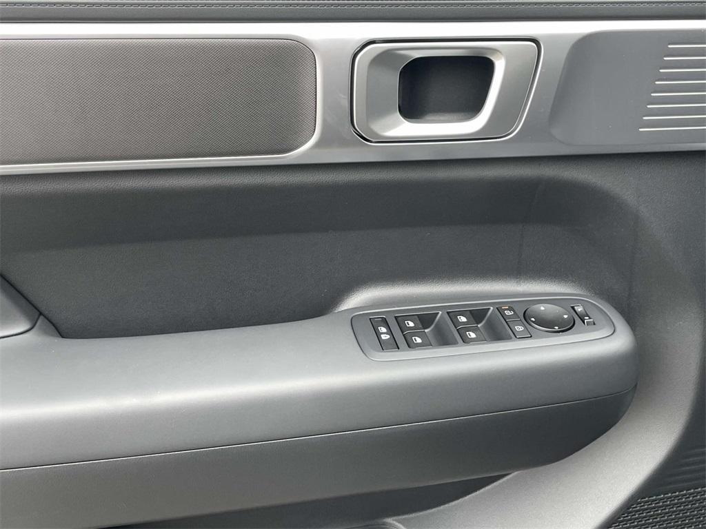 new 2025 Hyundai Santa Fe car, priced at $35,253