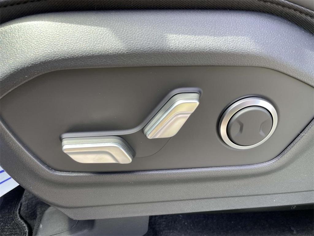 new 2025 Hyundai Santa Fe car, priced at $41,529