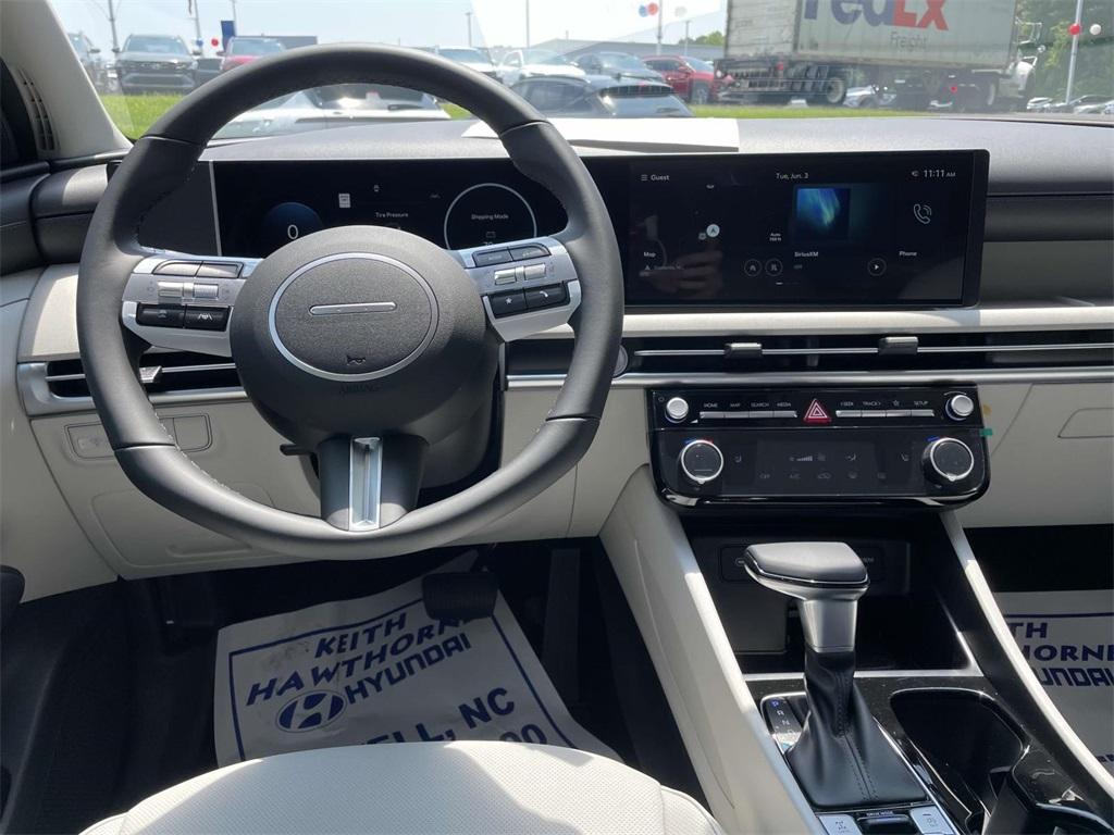 new 2025 Hyundai Tucson car, priced at $35,763