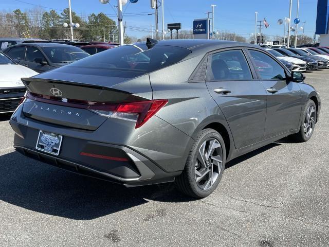 new 2025 Hyundai Elantra car, priced at $24,645