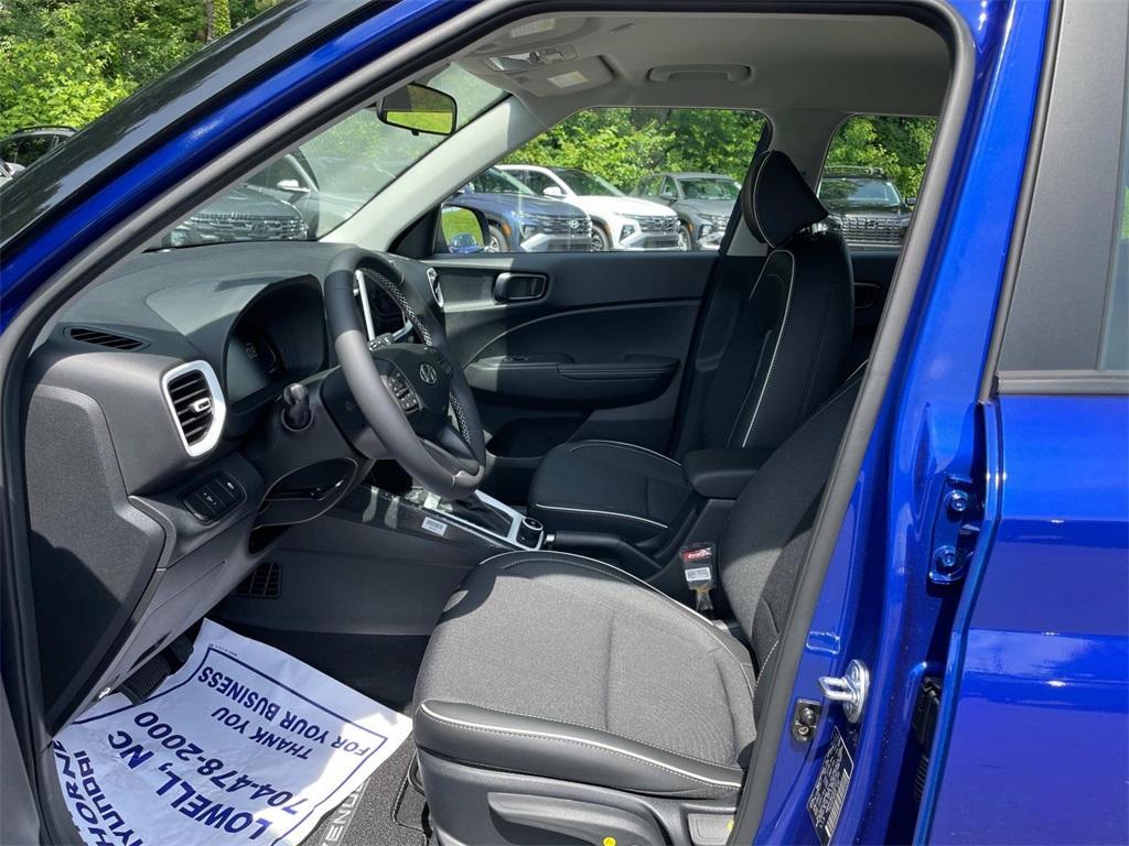new 2025 Hyundai Venue car, priced at $24,883