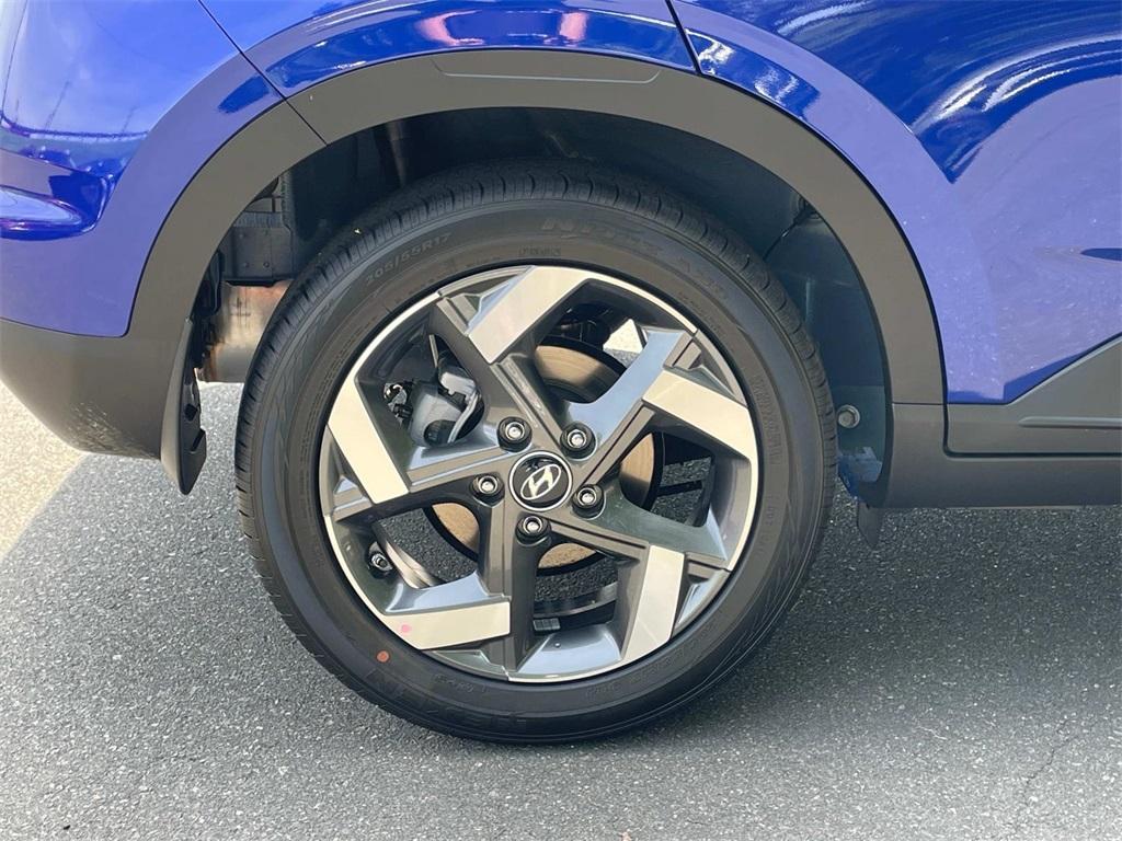new 2025 Hyundai Venue car, priced at $24,883
