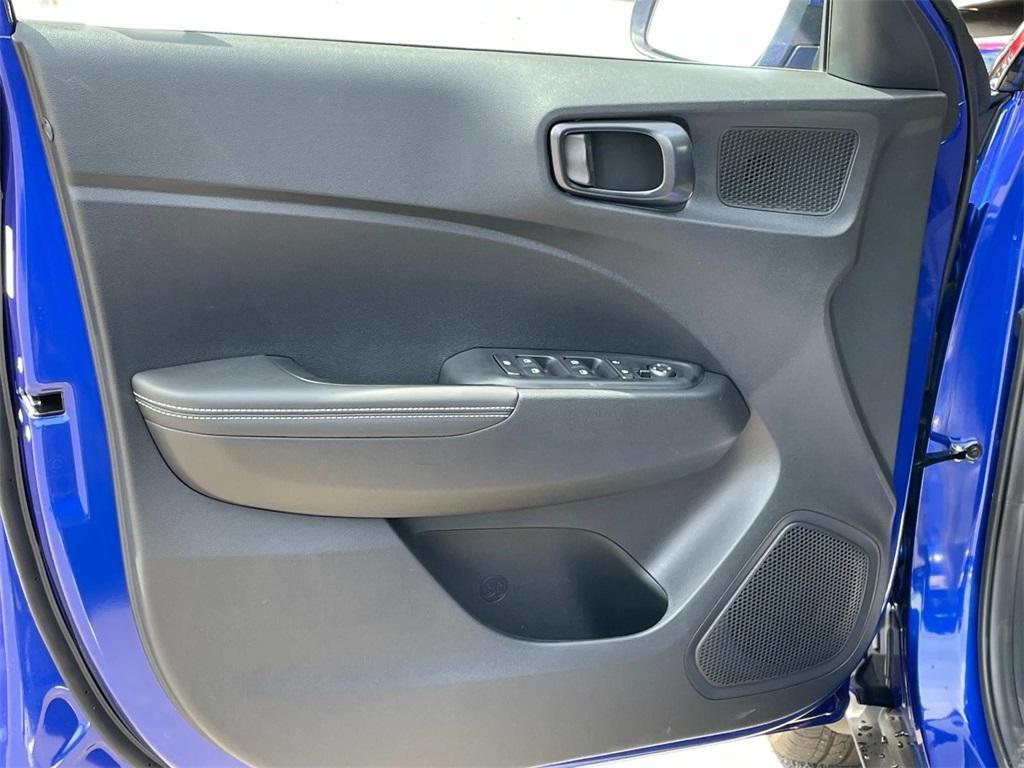 new 2025 Hyundai Venue car, priced at $24,883